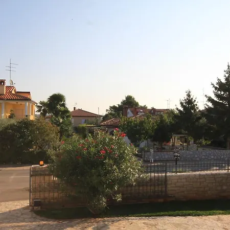 Appartement With A Parking Space - 7125