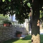 Apartament With A Parking Space - 7125 Umag