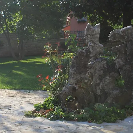 With A Parking Space - 7125 *